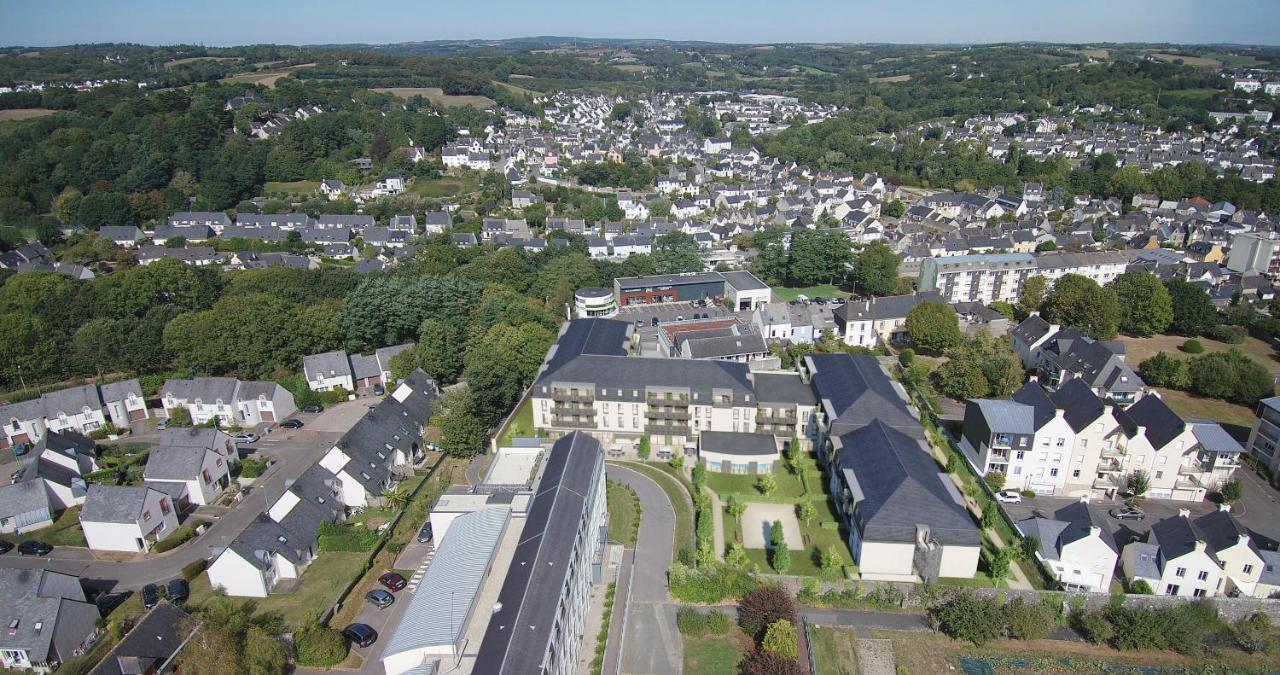 Domitys Les Gavottes Aparthotel Quimper Exteriör bild