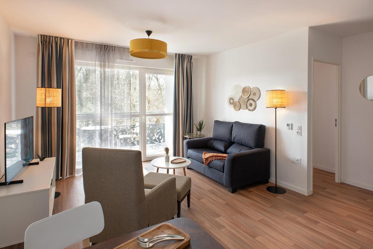 Domitys Les Gavottes Aparthotel Quimper Exteriör bild